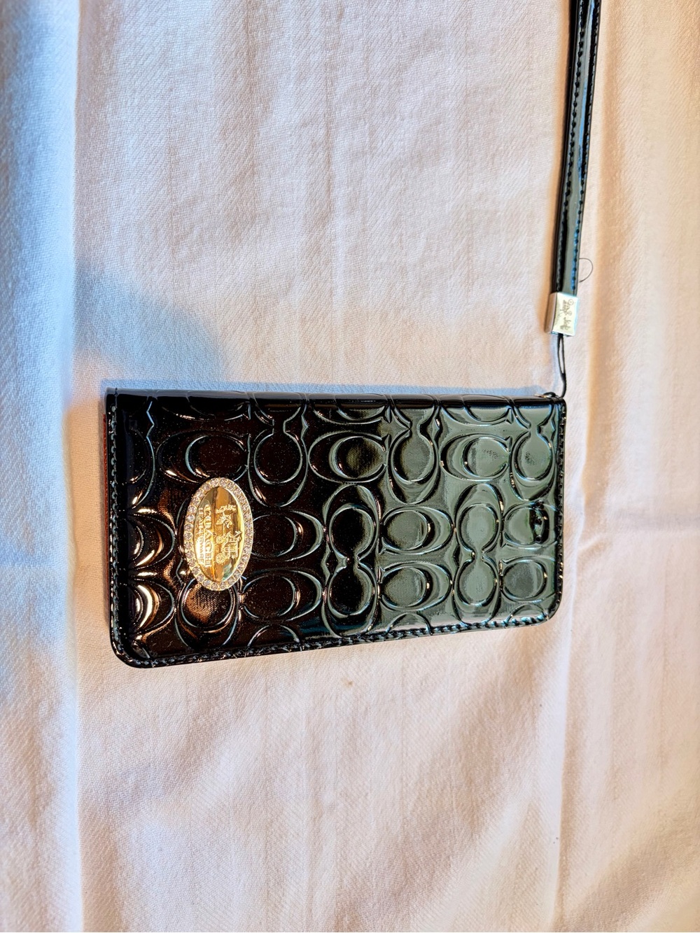 Coach Black Patent Signature Wristlet phone wallet case with Gold Plaque